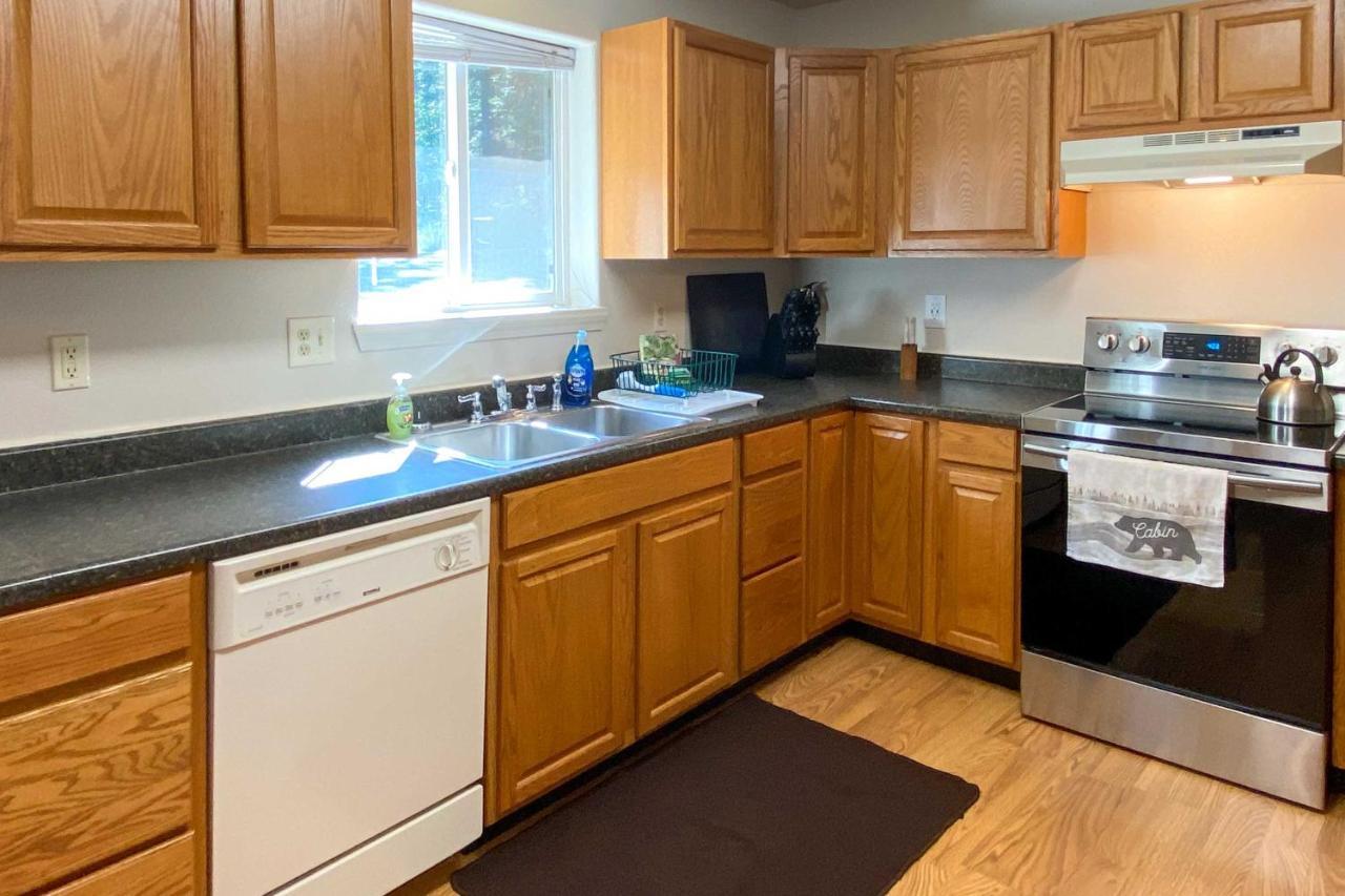 Private 2-Acre Retreat With Mtn Views, Walk To River Saint Maries Extérieur photo