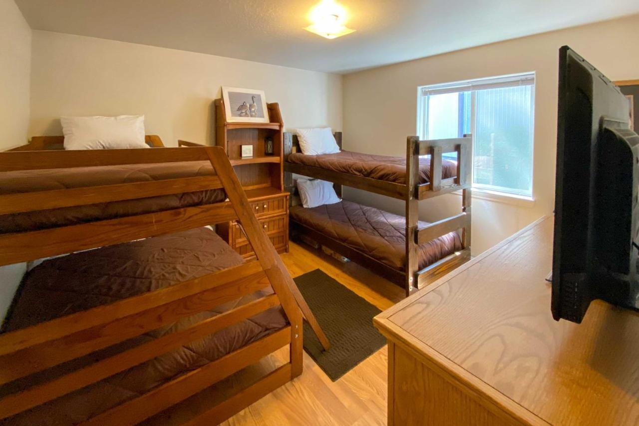 Private 2-Acre Retreat With Mtn Views, Walk To River Saint Maries Extérieur photo